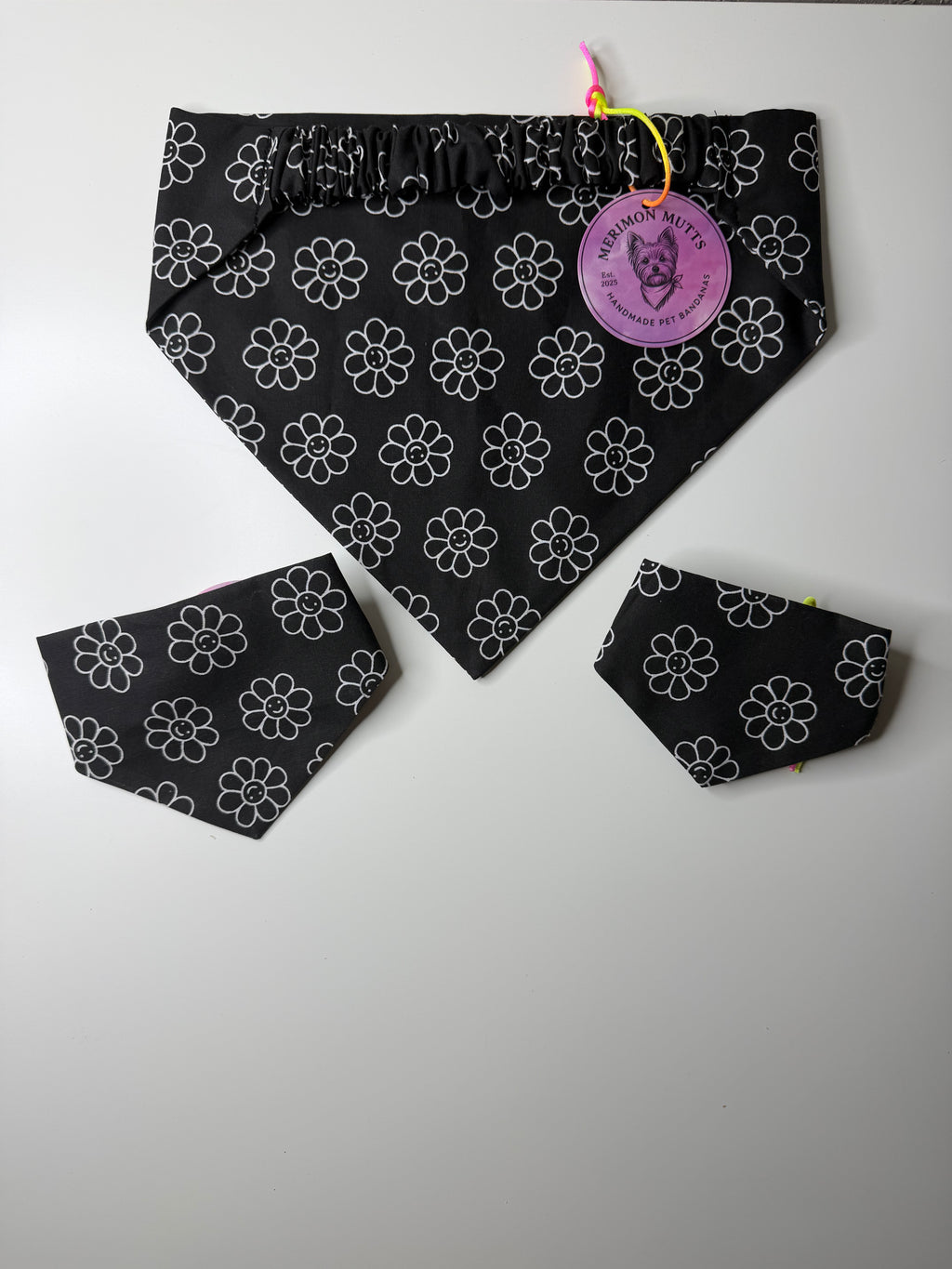 Extra Large Happy Daisies Bandana