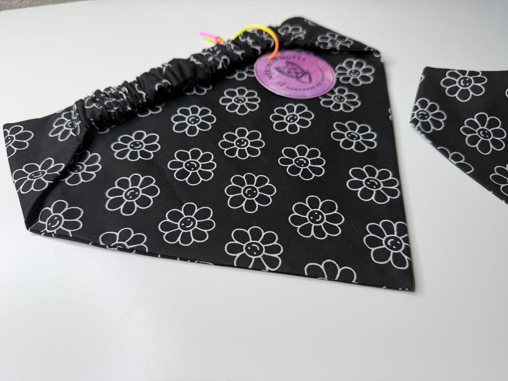 Extra Large Happy Daisies Bandana